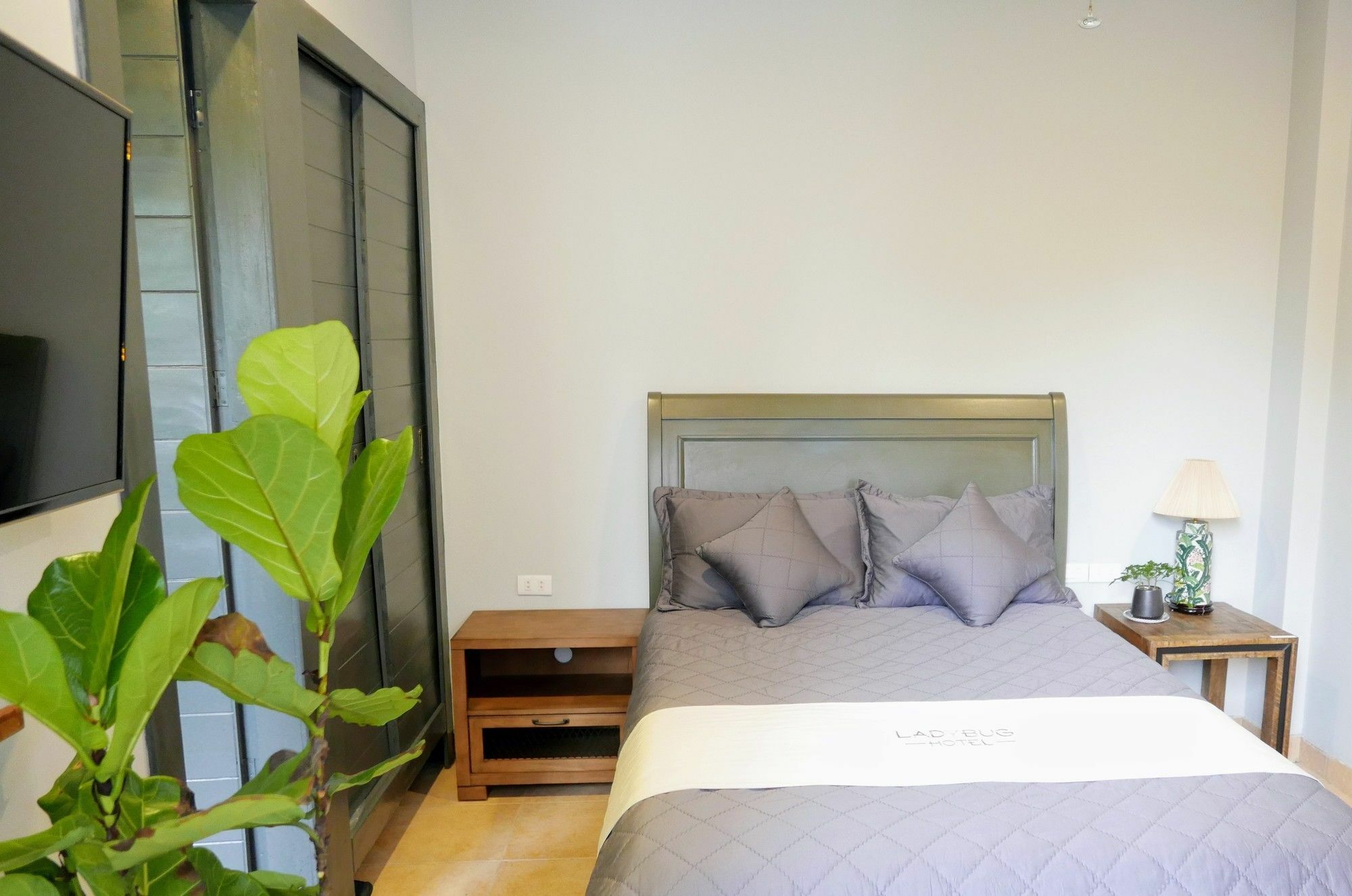 Ladybug Boutique Villa ฮานอย ภายนอก รูปภาพ